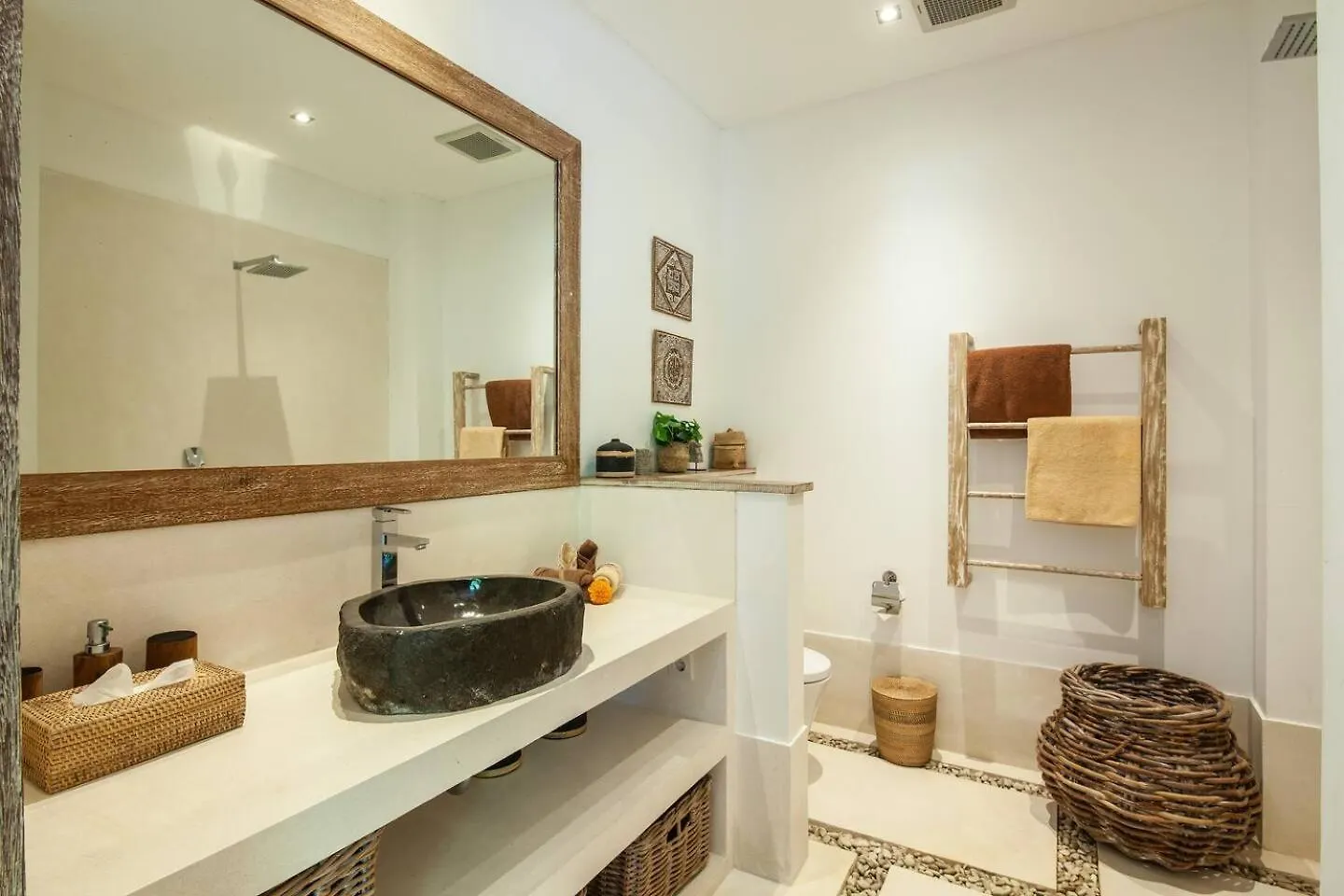 Modern 4Bd Villa, Amazing Location In Seminyak 0*,