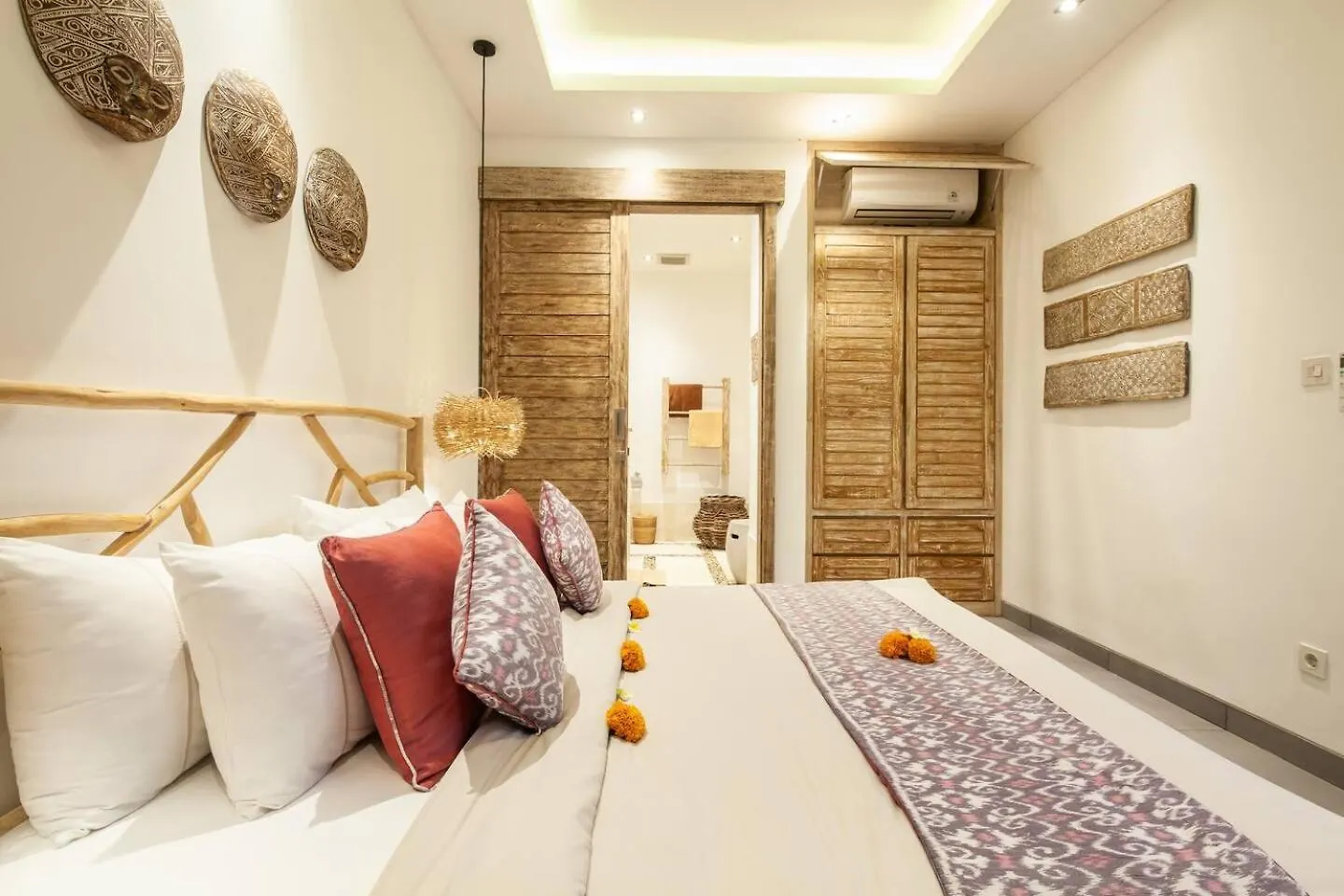 Modern 4Bd Villa, Amazing Location In Seminyak 0*,  Indonesien