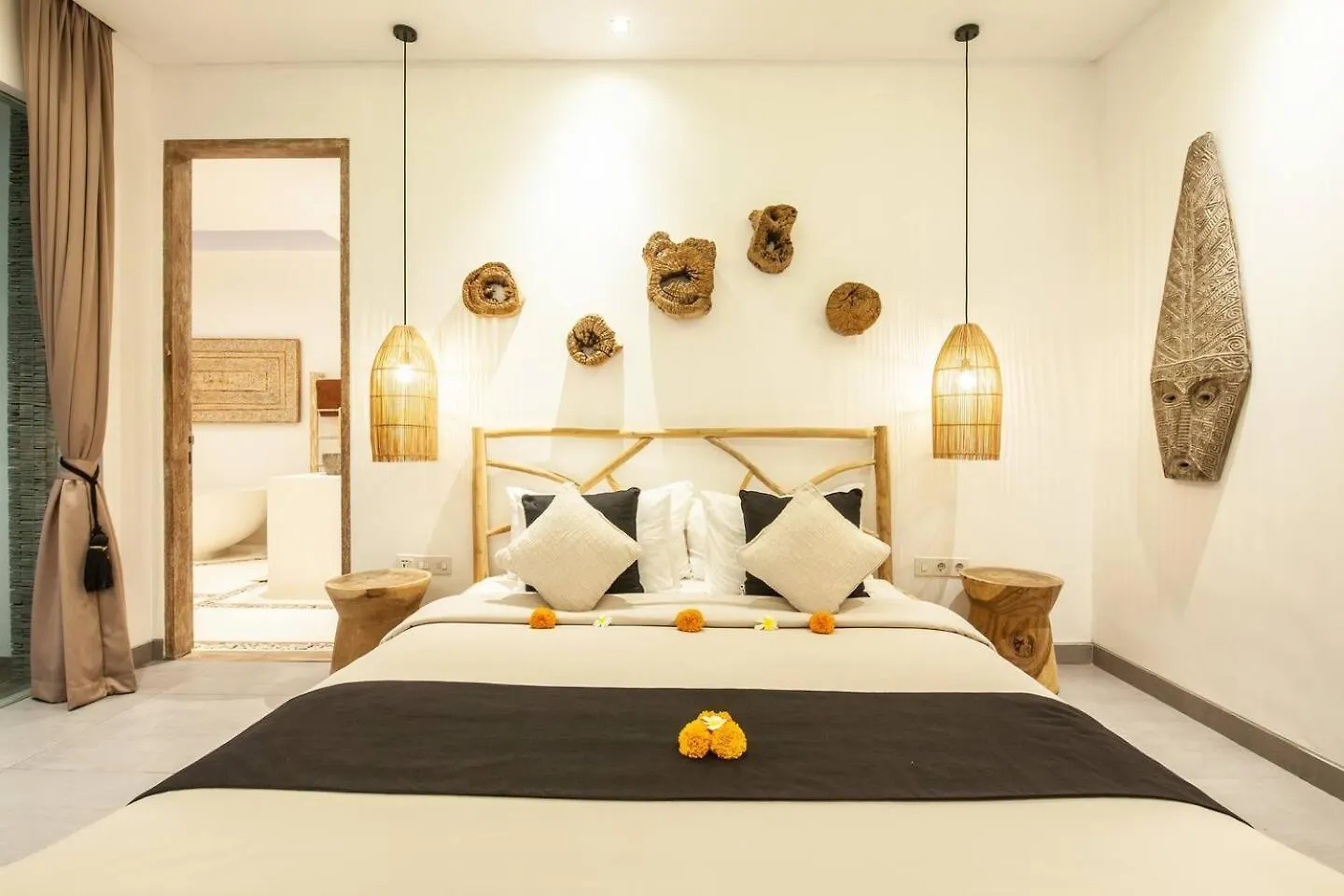 Villa Modern 4Bd Villa, Amazing Location In Seminyak